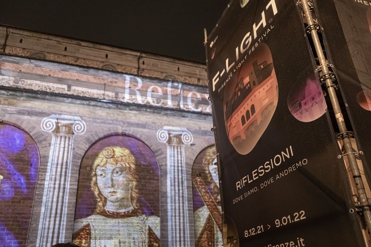 Foto della video installazione "Refluxus" di ISIA Firenze per il F-Light 2021. Foto: MUS.E_Firenze