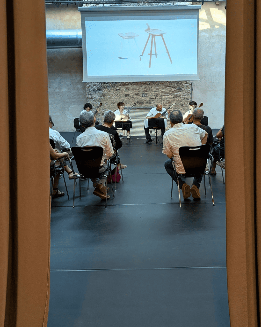 Uno dei momenti di inaugurazione della Mostra MAP alle Murate con la performance musicale dell’“Estampie Guitar Quartet”, in collaborazione con il Conservatorio di Firenze. 