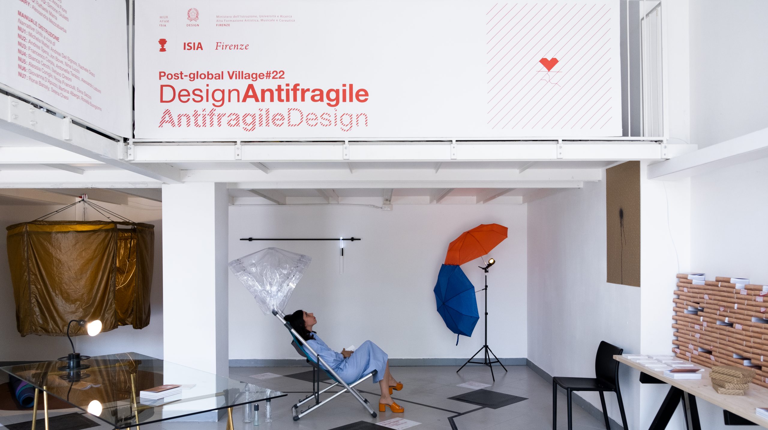 Lo spazio ISIA Firenze al Fuorisalone 2022 con il progetto "Post-global Village – Design Antifragile"