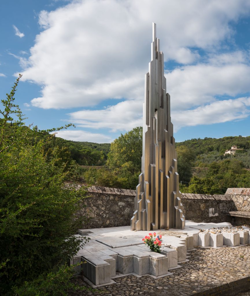 Monumento a ricordo della famiglia di Robert Einstein