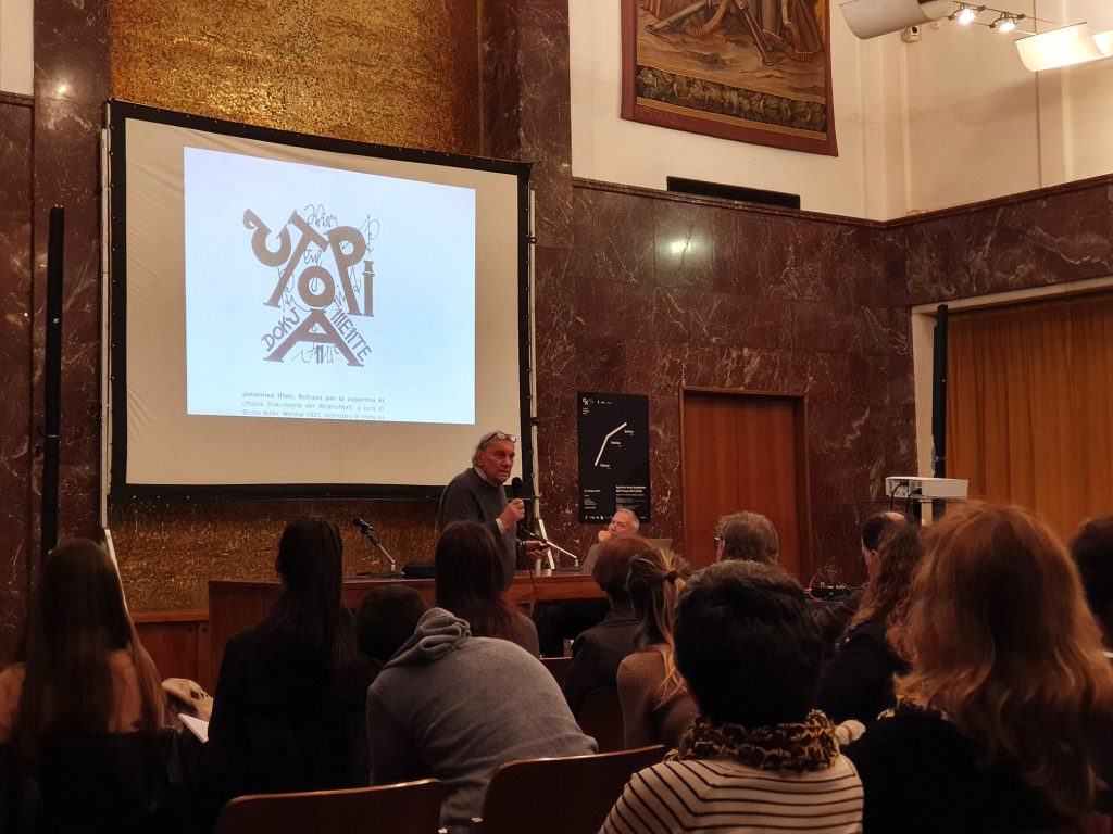 Vanni Pasca durante il convegno di apertura dell'a.a. 2019/2020 ISIA Firenze “Bauhaus (1919 – 1933). Storia, Pedagogia, Avanguardie”.